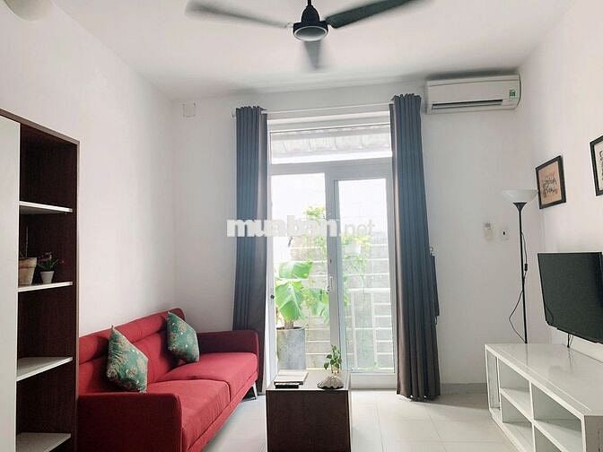 Căn hộ Ban công -1PN- Tách bếp - Nội thất cao cấp - 35m2 Q.Bình Thạnh