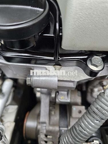 Toyota Vios 2019E màu vàng cát