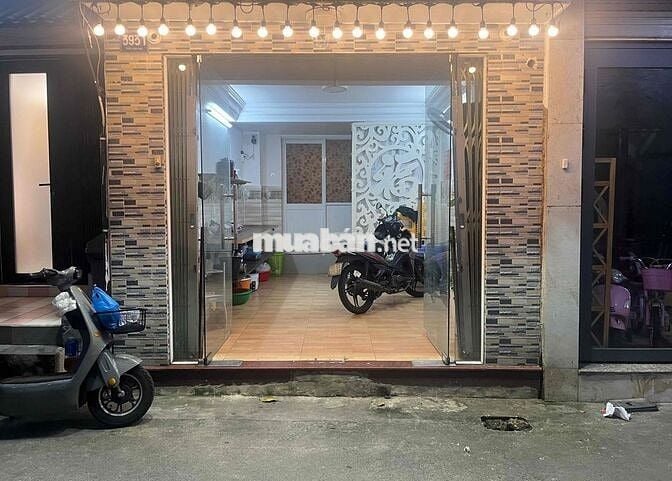 Cho thuê mb ngay trần hưng đạo quận 1
