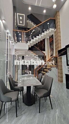 Nhà Siêu Phẩm , MT xe hơi tránh nhau , Xây mới siêu đẹp . Bình Thành