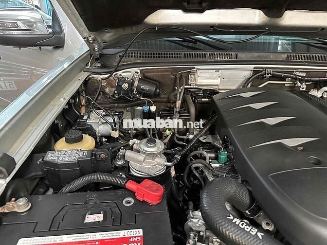 Ford Everest 2009 2.5L 4x4 MT - 162000 km