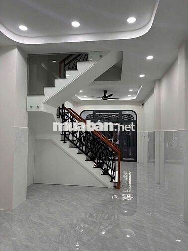 Cho thuê nhà nguyên căn an phú đông quận 12