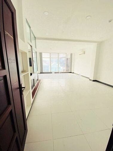 NGUYÊN TÒA MẶT TIỀN LÊ VĂN HUÂN DIỆN TÍCH 8X20M HẦM 5 LẦU