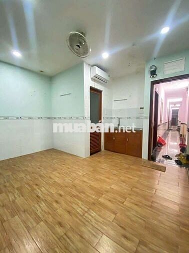 P TRỌ XÂY MỚI, THANG MÁY ĐỐI DIỆN CVPM QUANG TRUNG DIỆN TÍCH LỚN