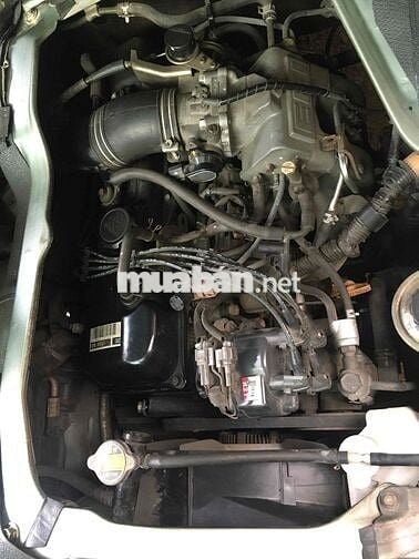 Toyota Hiace 2005 Commuter 2.5 - 100000 km