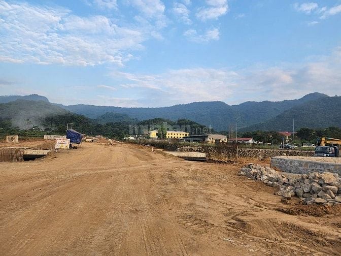 Gấp Chính chủ cần bán Gấp 100m full thổ cư ngay nhà văn hóa Dân Chủ HB