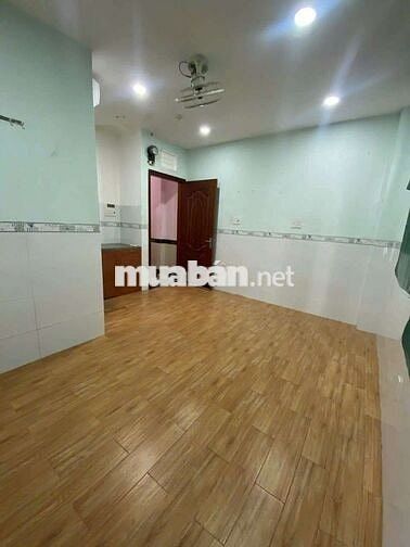 P TRỌ XÂY MỚI, THANG MÁY ĐỐI DIỆN CVPM QUANG TRUNG DIỆN TÍCH LỚN