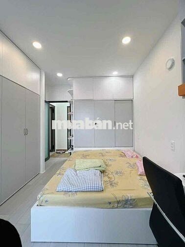 BÁN NHÀ CĂN GÓC 2 MẶT TIỀN ĐƯỜNG NGUYỄN KHOÁI Q4 - 87m2 - Ô TÔ ĐỖ CỬA