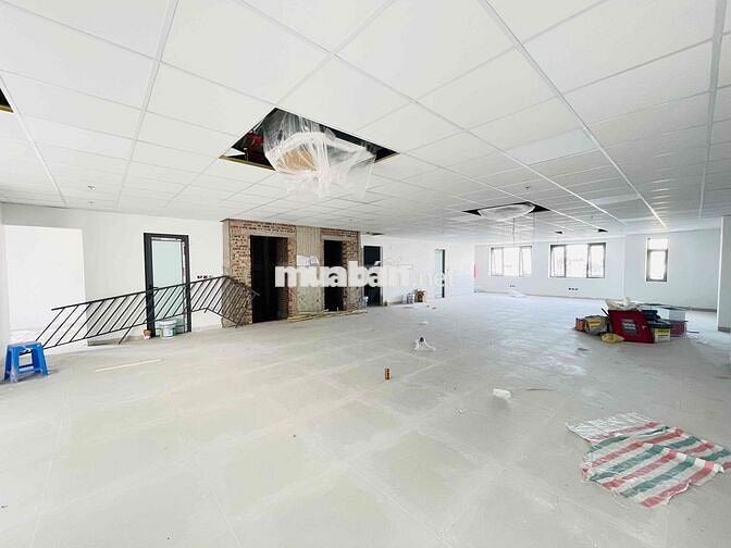 Chính chủ cho thuê vp tại Ô Chợ Dừa 200m2 giá 50t toà nhà mới xây