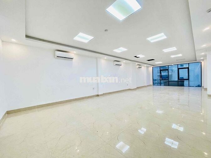 Cho thuê văn phòng tại Võ Văn Dũng 100m2 giá 22t sàn mới keng
