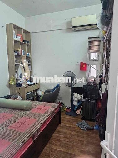 NAM TRUNG YÊN 60 m2 CHUNG CƯ 2 NGỦ TẦNG VÍP CHỈ 4 TỶ SỔ ĐỎ LÂU CẦU GIẤ