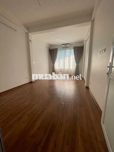Chính chủ cho thuê nhà 446 Đường Bưởi, mặt đường 10m