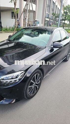 xe 2020 C200 - 60000 km