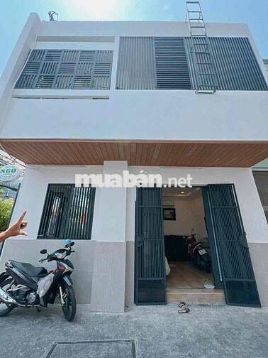 BÁN NHÀ CĂN GÓC 2 MẶT TIỀN ĐƯỜNG NGUYỄN KHOÁI Q4 - 87m2 - Ô TÔ ĐỖ CỬA