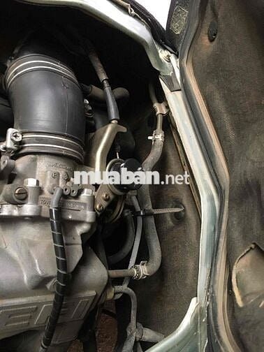 Toyota Hiace 2005 Commuter 2.5 - 100000 km
