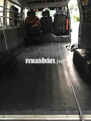 Toyota Hiace 2005 Commuter 2.5 - 100000 km