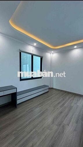5.7 tỷ nhà Dương Nội ô tô đỗ gần- gần Ae on và Lê Quang Đạo