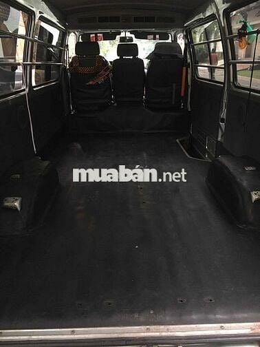 Toyota Hiace 2005 Commuter 2.5 - 100000 km