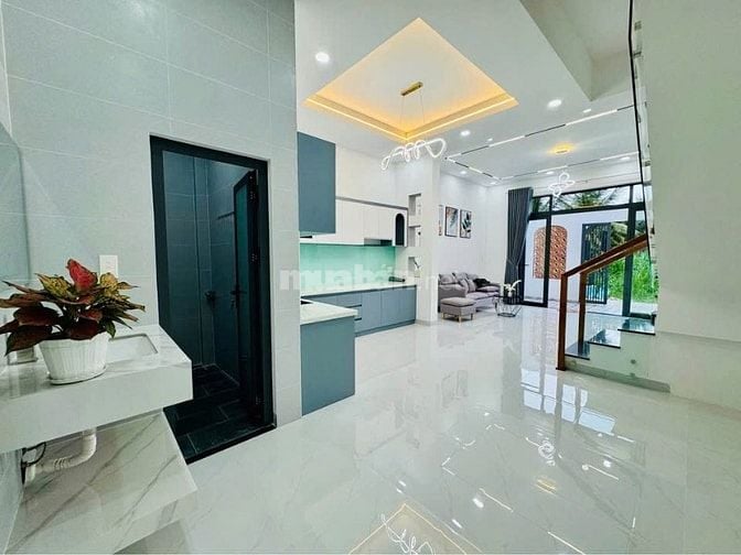 Nhà mới Ngay trung tâm Phước Tân, cách chợ, trường, KCN chỉ vài bướ