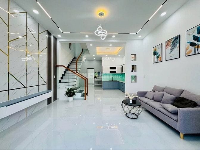 Nhà mới Ngay trung tâm Phước Tân, cách chợ, trường, KCN chỉ vài bướ