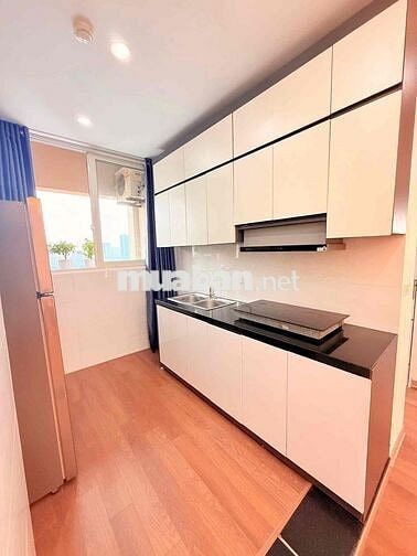 Bán căn chung cư Nam Trung Yên, Cầu Giấy, 2 ngủ đủ nội thất ở ngay