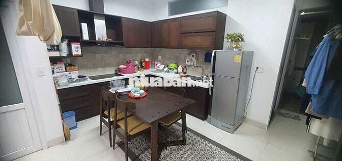 Cho thuê nhà kiệt ô tô đường Trần Phú, Hải Châu, Đà Nẵng