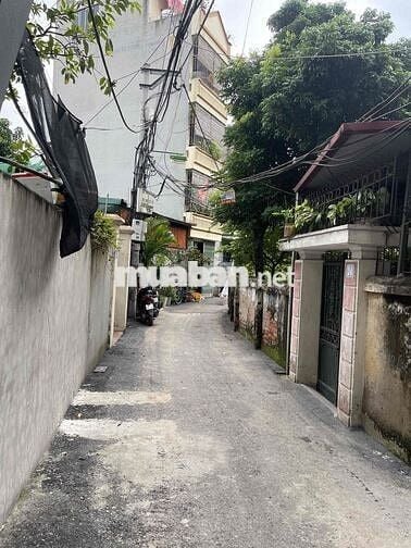 Bán căn hộ Phương Canh 45m2x7 Tầng, oto tránh, thang máy, lô góc