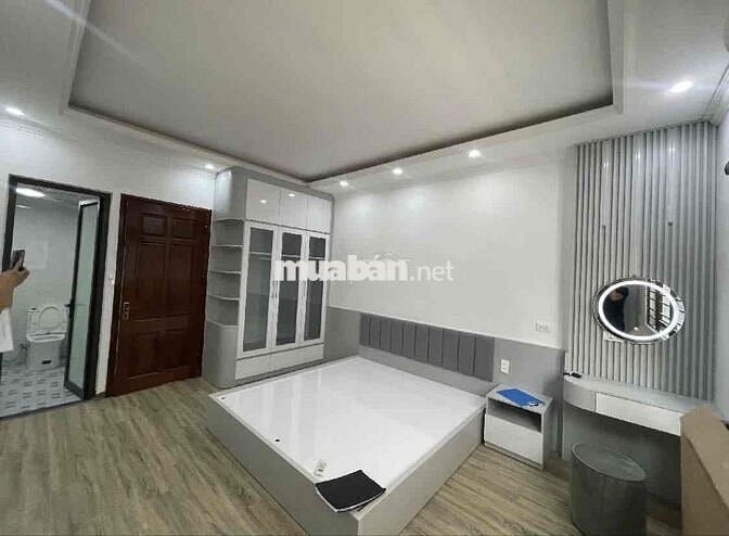 ĐỘC QUYỀN -Ô TÔ ĐỖ NGAY CỔNG- TẶNG FULL NỘI THẤT NHÀ Ở MỸ ĐÌNH