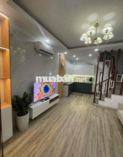ĐỘC QUYỀN -Ô TÔ ĐỖ NGAY CỔNG- TẶNG FULL NỘI THẤT NHÀ Ở MỸ ĐÌNH