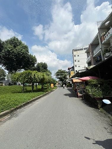 Bán lô đất 263m2 mặt tiền Trường Chinh, quận Tân Bình. LH: 0903652452.
