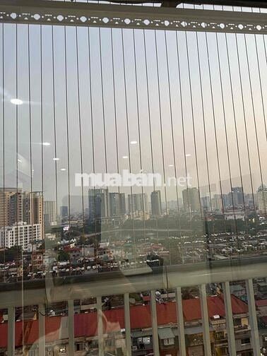 Chung cư C1 Tầng cao View hồ mát đầy đủ đồ
