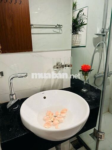 Chính chủ cho thuê căn hộ full nội thất trung tâm Hà Nội