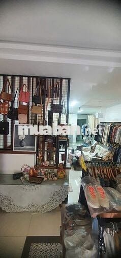 Cho thuê nhà kiệt ô tô đường Trần Phú, Hải Châu, Đà Nẵng