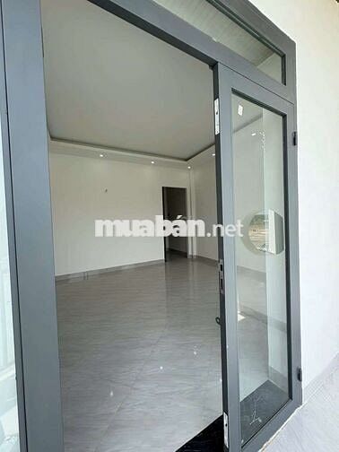 Mua nhà cần trả trước 700tr sở hửu căn nhà đối diện khu Tái Định Cư