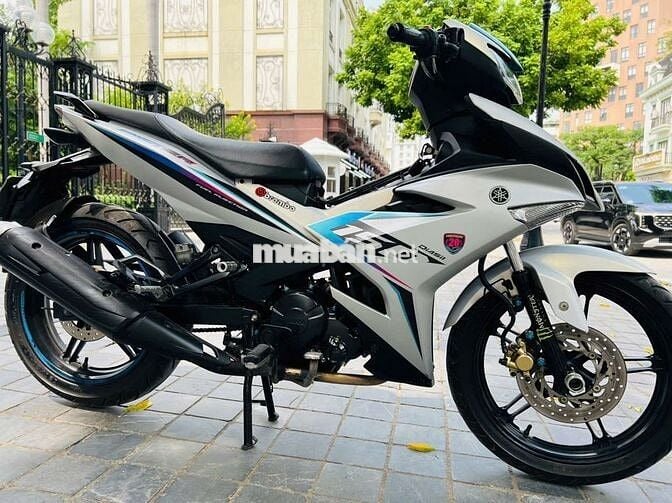 Xe máy Yamaha Exciter 150 màu trắng