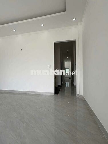 Mua nhà cần trả trước 700tr sở hửu căn nhà đối diện khu Tái Định Cư