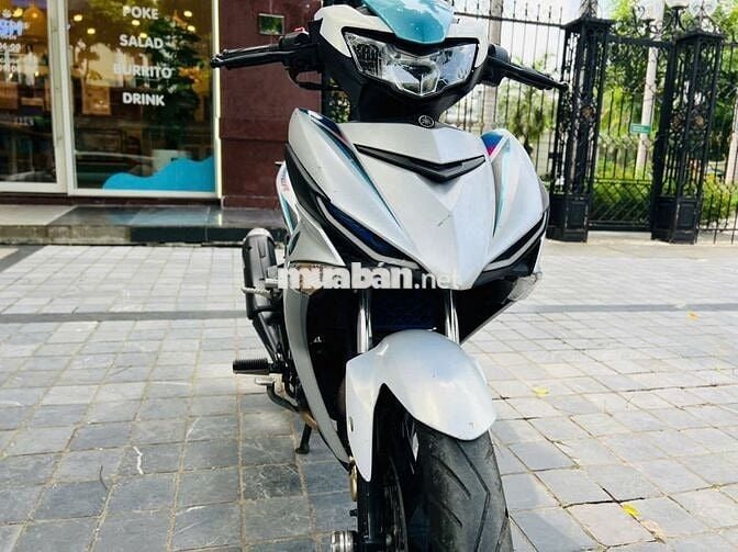Xe máy Yamaha Exciter 150 màu trắng