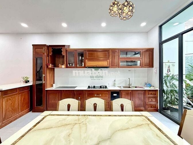 CHO THUÊ NHÀ KINH DOANH 4 PHÒNG NGỦ MẶT ĐƯỜNG CHÍNH KHU HÀ QUNAG 2