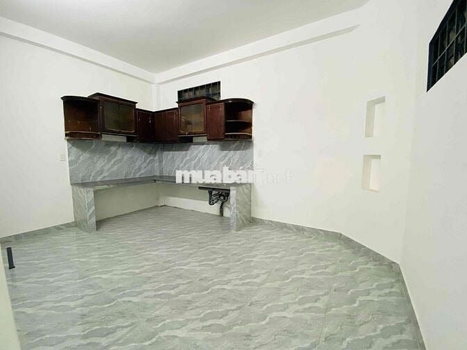 Thuê nhà mặt tiền kd Nguyễn Thị Sáu, 3 tầng 90m2, chỉ 10tr