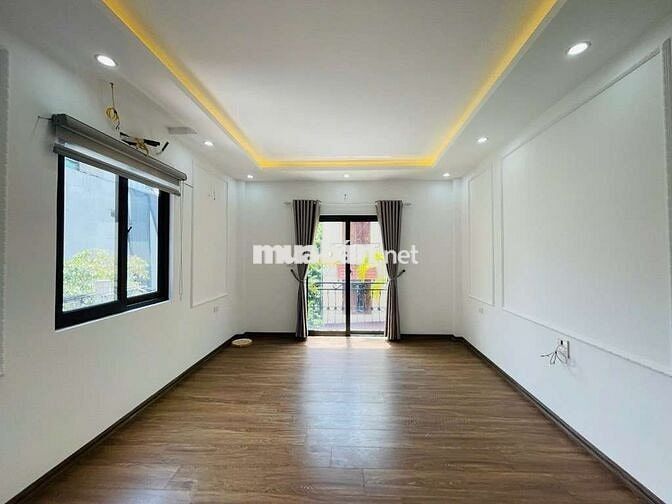 NHÀ 5 TẦNG LÔ GÓC , SIÊU THOÁNG