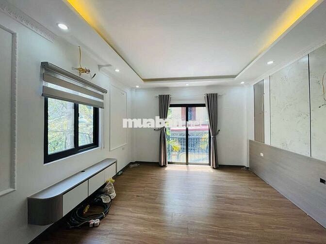 NHÀ 5 TẦNG LÔ GÓC , SIÊU THOÁNG