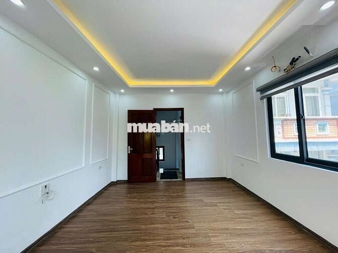 NHÀ 5 TẦNG LÔ GÓC , SIÊU THOÁNG
