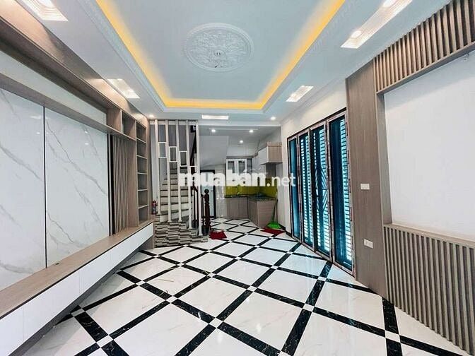 NHÀ 5 TẦNG LÔ GÓC , SIÊU THOÁNG