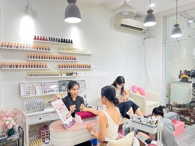 ĐANG CHO THUÊ LÀM SƠN MÓNG TAY SPA HD 5 NĂM MÔI NĂNG TĂNG 5% THUÊ 20 T