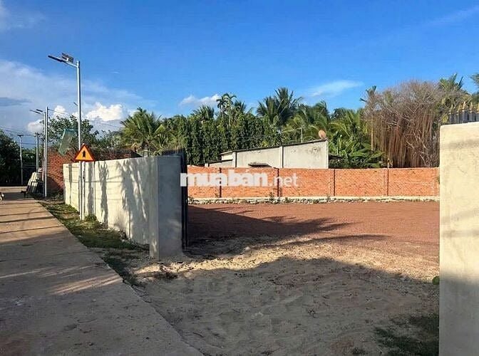 HƠN 300M² PHƯỜNG LONG KHÁNH – GIÁ CHỈ HƠN 800TR!