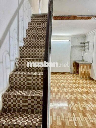 Cho thuê nhà riêng phố Vĩnh Hưng 30 m 2 Tổng