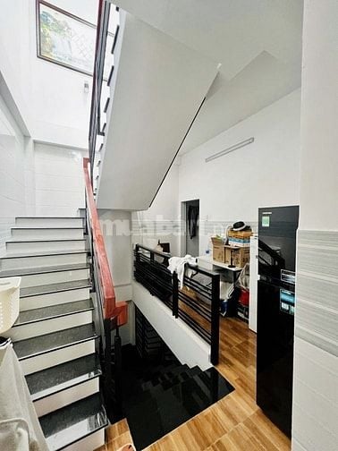 Bán nhà Hẻm Xe Tải, 65m2, 4 Tầng, Nguyễn Minh Châu Tân Phú