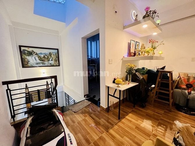 Bán nhà Hẻm Xe Tải, 65m2, 4 Tầng, Nguyễn Minh Châu Tân Phú