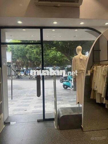 Cho thuê MB góc 2MT Nguyễn Trãi Q1, 4x9m, LĐR, vị trí siêu đẹp, 45tr