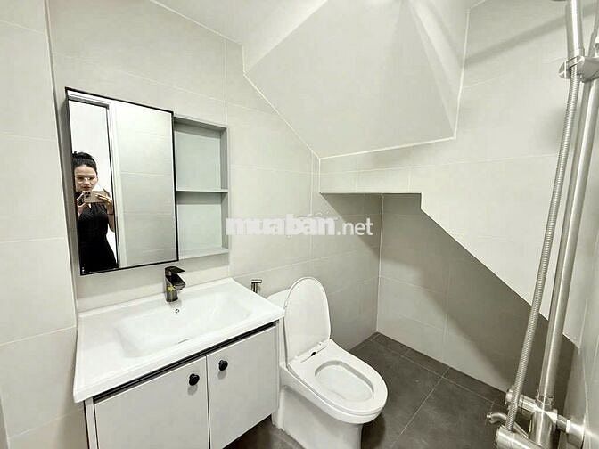 ĐẦU ĐƯỜNG TRẦN THỊ NGHỈ 60M DIỆN TÍCH VUÔNG ĐẸP, 3 TẦNG, GIÁ 7.7 TỶ.